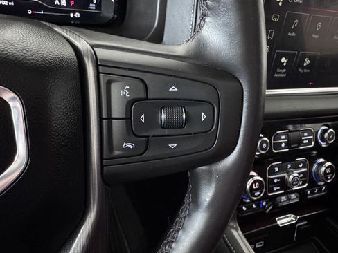 Certified 2023 GMC Yukon Denali Ultimate AWD/4WD image 18