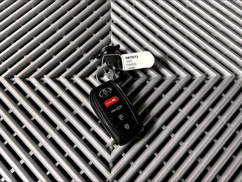 Used 2025 Toyota Camry XSE FWD image 11
