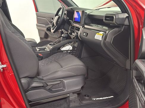 New 2025 Toyota Tacoma SR5 image 18