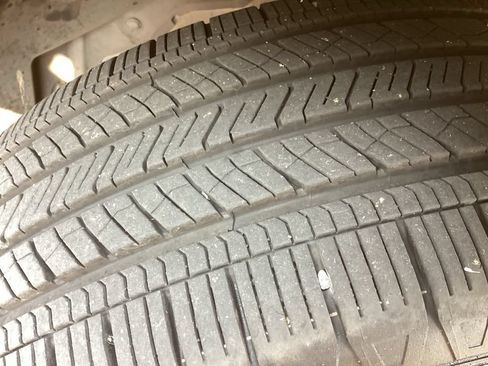 Used 2024 Honda Pilot EX-L image 15