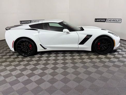 Used 2016 Chevrolet Corvette Z06 w/ 3LZ Preferred Equipment Group RWD image 7