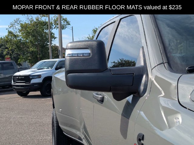 New 2026 RAM 3500 Big Horn AWD/4WD image 17