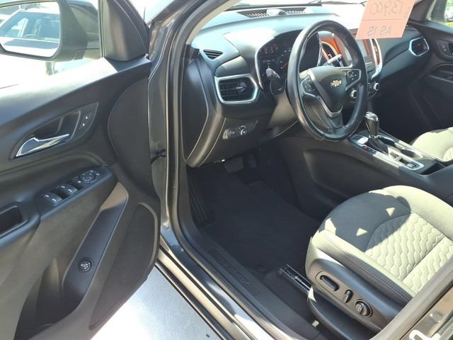 Used 2018 Chevrolet Equinox LT AWD/4WD image 16
