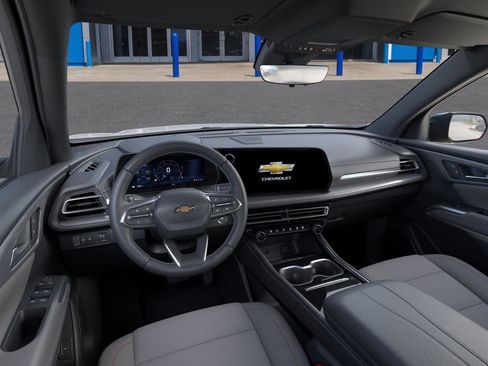 New 2026 Chevrolet Traverse LT image 16