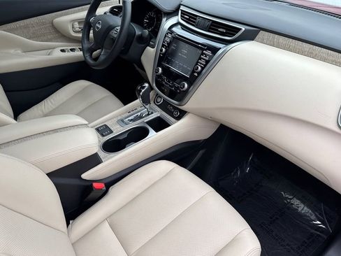 Used 2024 Nissan Murano SL image 14