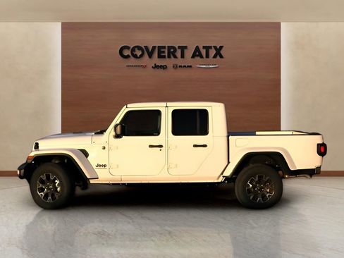 New 2026 Jeep Gladiator Sport image 2