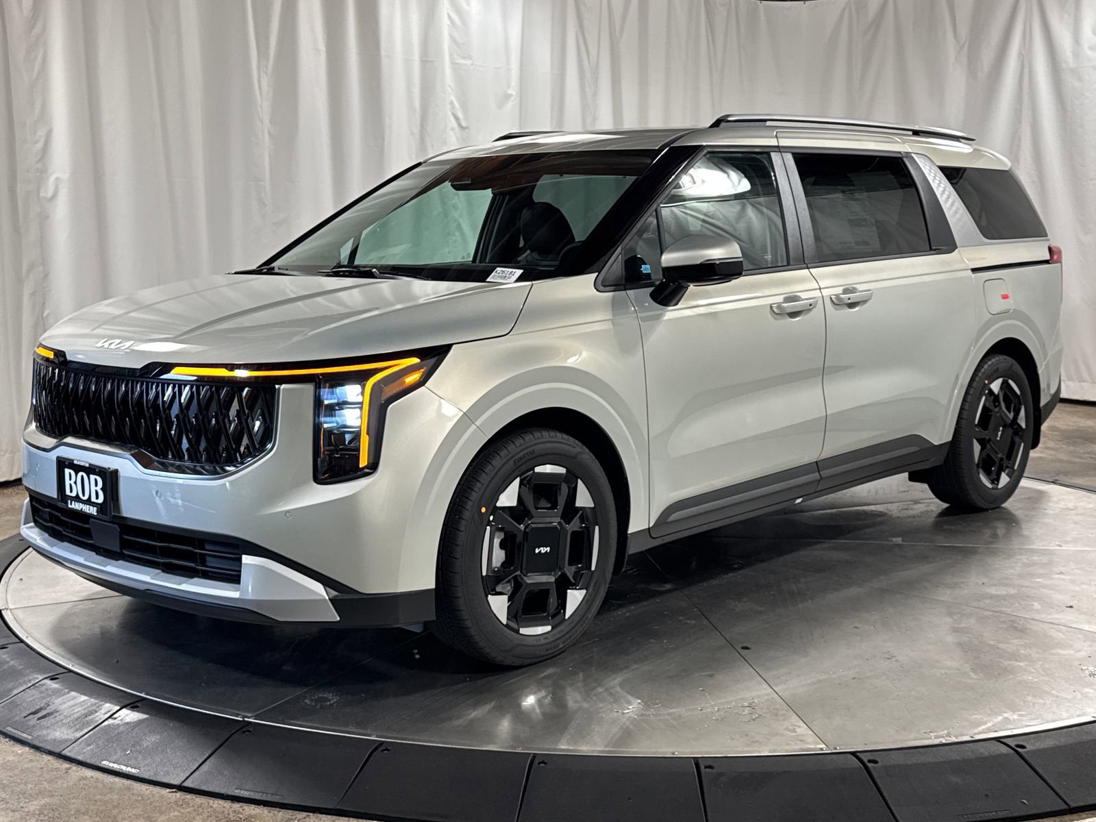 New 2026 Kia Carnival EX FWD image 1