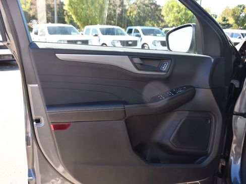 Used 2026 Ford Escape Active w/ Cold Weather Package AWD/4WD image 20