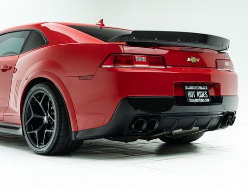 Used 2015 Chevrolet Camaro Z/28 image 22