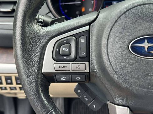 Used 2017 Subaru Outback 2.5i Limited AWD/4WD image 12