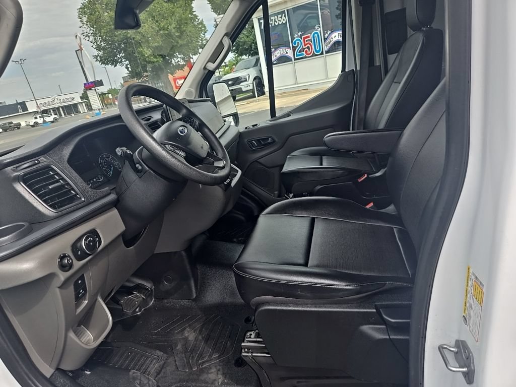 Used 2025 Ford Transit 250 148 High Roof Extended AWD image 12