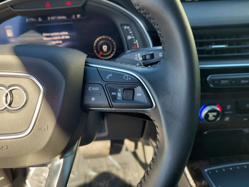 Used 2019 Audi Q7 3.0T Premium Plus w/ Premium Plus Package image 27