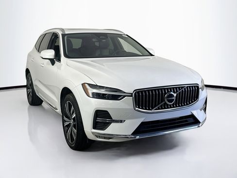 Used 2022 Volvo XC60 B5 Inscription w/ Protection Package Premier image 3