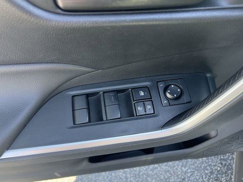 Used 2024 Toyota RAV4 LE FWD image 15