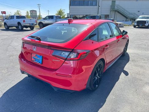 Used 2024 Honda Civic Sport image 5