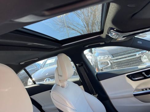 Certified 2023 Mercedes-Benz C 300 4MATIC Sedan w/ Exclusive Trim Package image 18