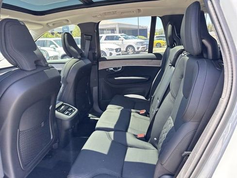 New 2025 Volvo XC90 B6 Plus w/ Protection Package Premier image 18