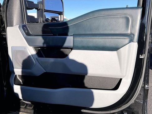 Used 2024 Ford F450 Limited w/ FX4 Off-Road Package image 19