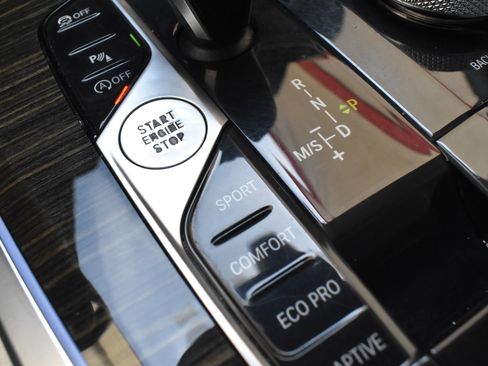 Used 2019 BMW X5 xDrive40i w/ Convenience Package image 43