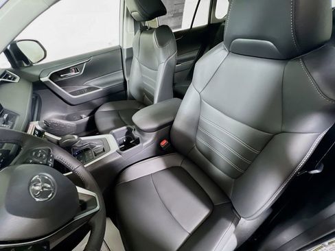 Certified 2025 Toyota RAV4 XLE Premium w/ Weather Package AWD/4WD image 17