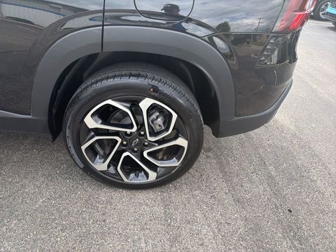 Used 2024 Chevrolet Trax RS w/ Driver Confidence Package image 33