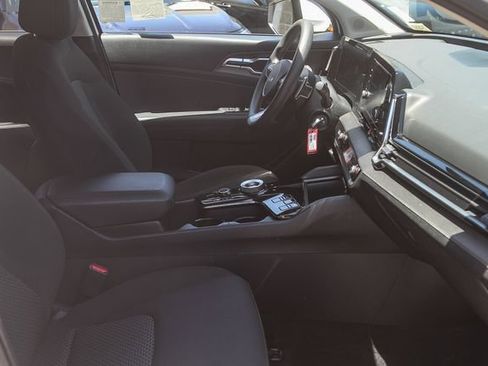 Certified 2023 Kia Sportage LX AWD/4WD image 18