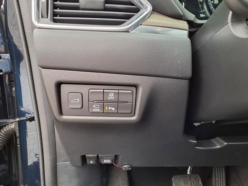 Certified 2025 MAZDA CX-5 Signature image 16