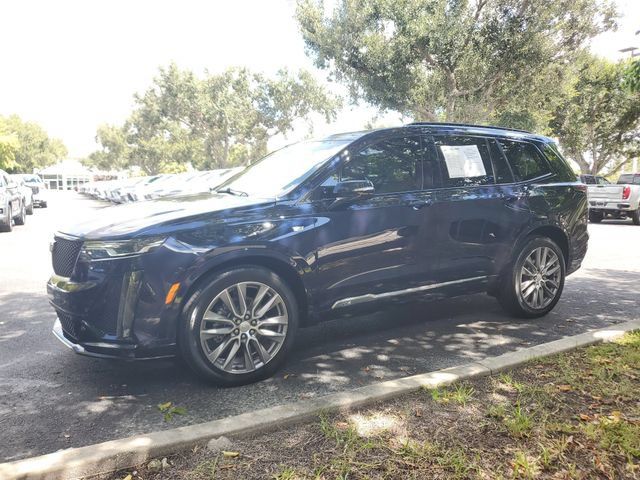 Certified 2021 Cadillac XT6 Sport AWD/4WD image 2