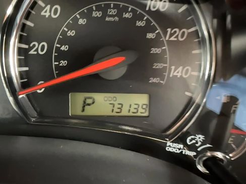 Used 2012 Toyota Corolla S image 8