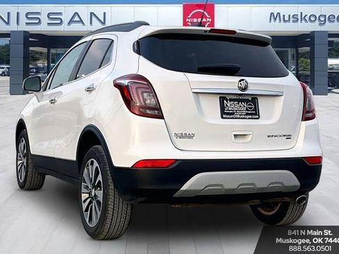 Used 2022 Buick Encore Preferred w/ Safety Package image 4