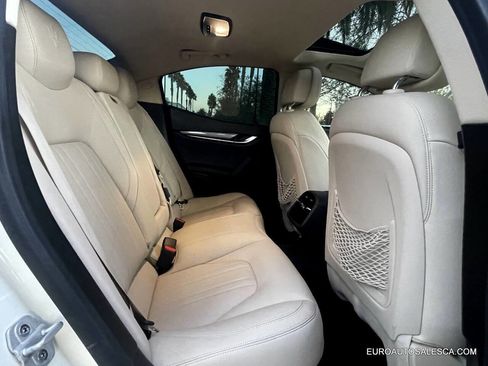 Used 2018 Maserati Ghibli Base 4dr Sedan image 33