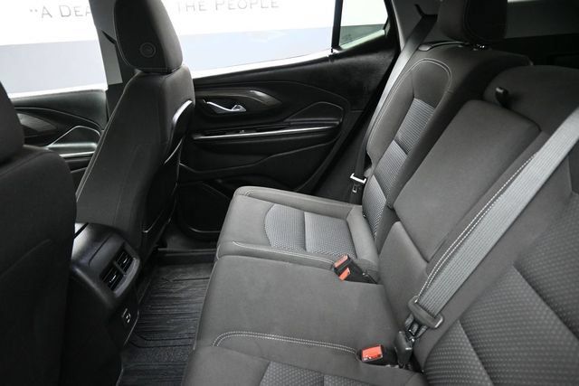 Used 2024 GMC Terrain SLE w/ Driver Convenience Package FWD image 23