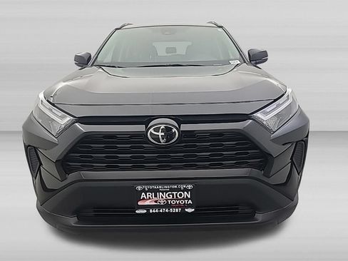 Used 2025 Toyota RAV4 XLE AWD/4WD image 9