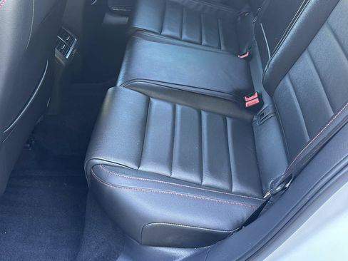Used 2016 Volkswagen GTI Autobahn w/ Lighting Package (SEL) FWD image 12