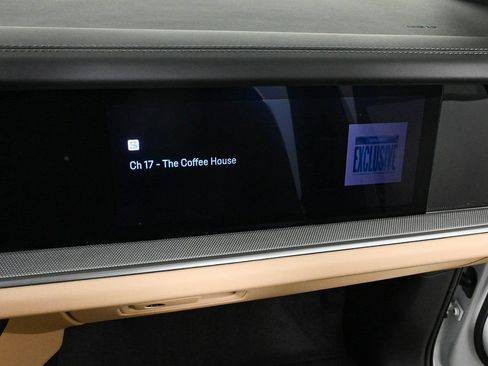 Certified 2026 Porsche Cayenne AWD/4WD image 16