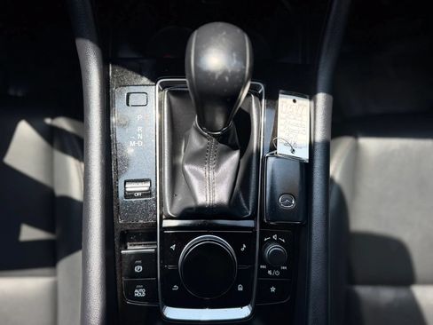 Used 2023 MAZDA MAZDA3 s FWD image 26