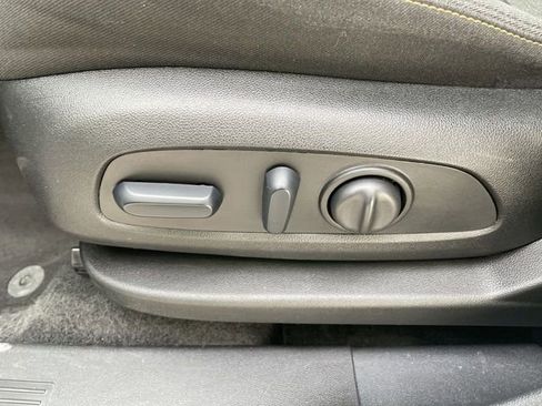 Used 2024 Chevrolet Equinox LT image 12