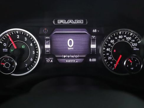 Used 2022 RAM 1500 Laramie AWD/4WD image 21