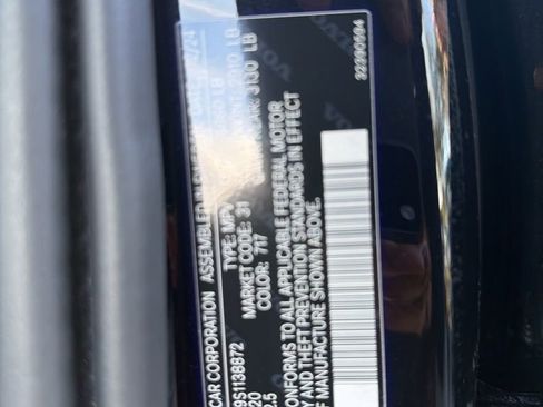 Used 2025 Volvo XC60 T8 Plus w/ Protection Package Premier image 14