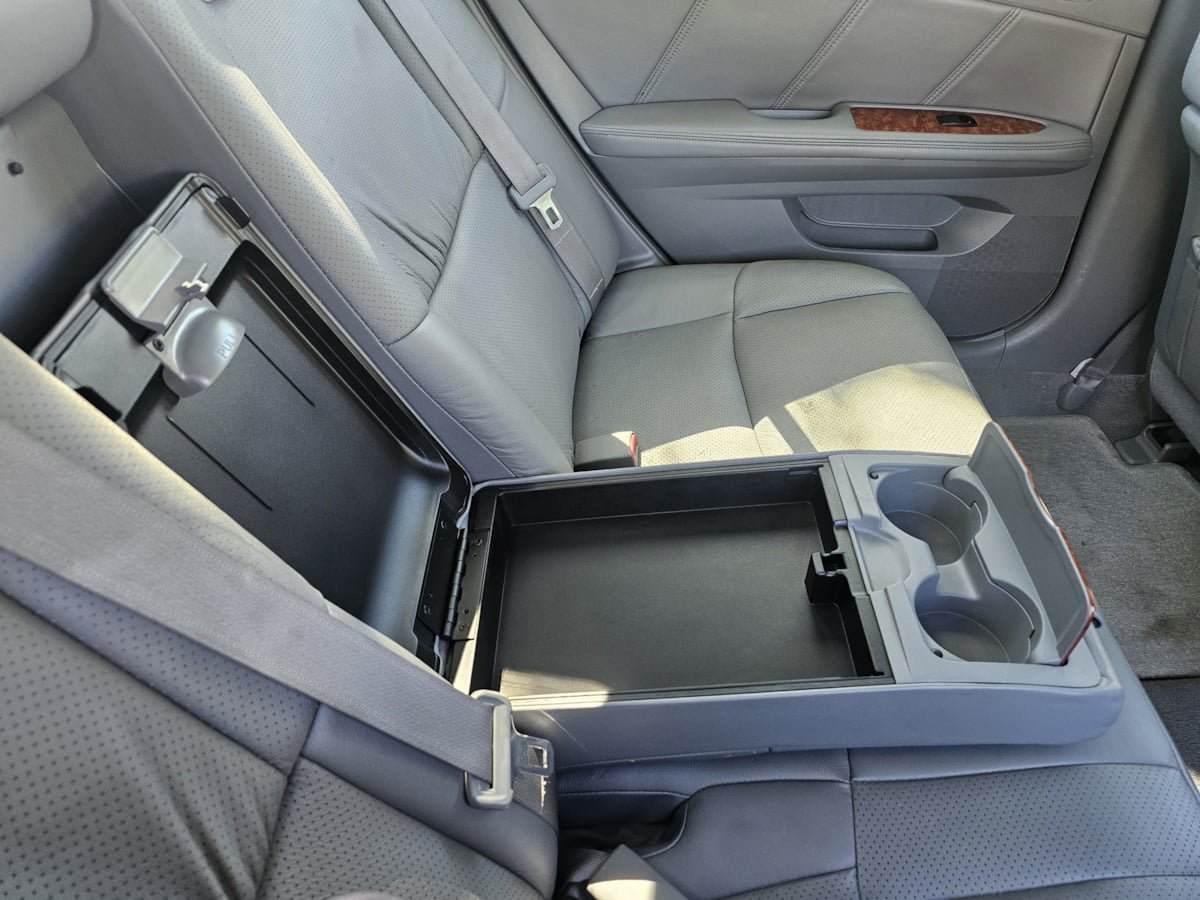 Used 2006 Toyota Avalon Limited FWD image 42