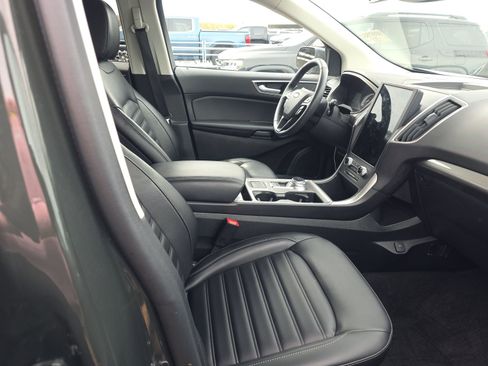 Used 2024 Ford Edge SEL w/ Convenience Package AWD/4WD image 12