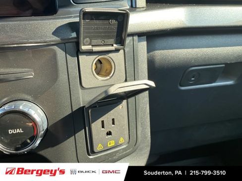 Used 2022 Ford F150 XLT w/ Equipment Group 302A High AWD/4WD image 42