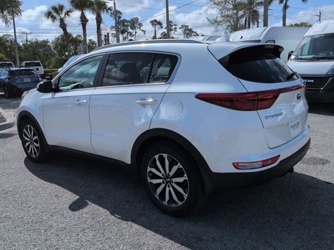 Used 2018 Kia Sportage EX FWD image 7