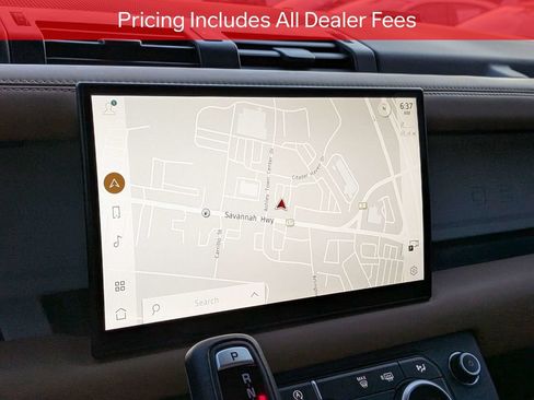 Used 2025 Land Rover Defender 110 X-Dynamic SE AWD/4WD image 23