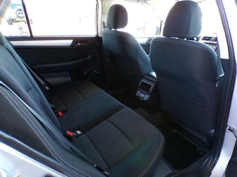 Used 2019 Subaru Outback 2.5i Premium AWD/4WD image 20