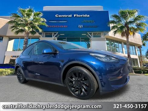 Used 2023 Tesla Model Y Long Range image 1
