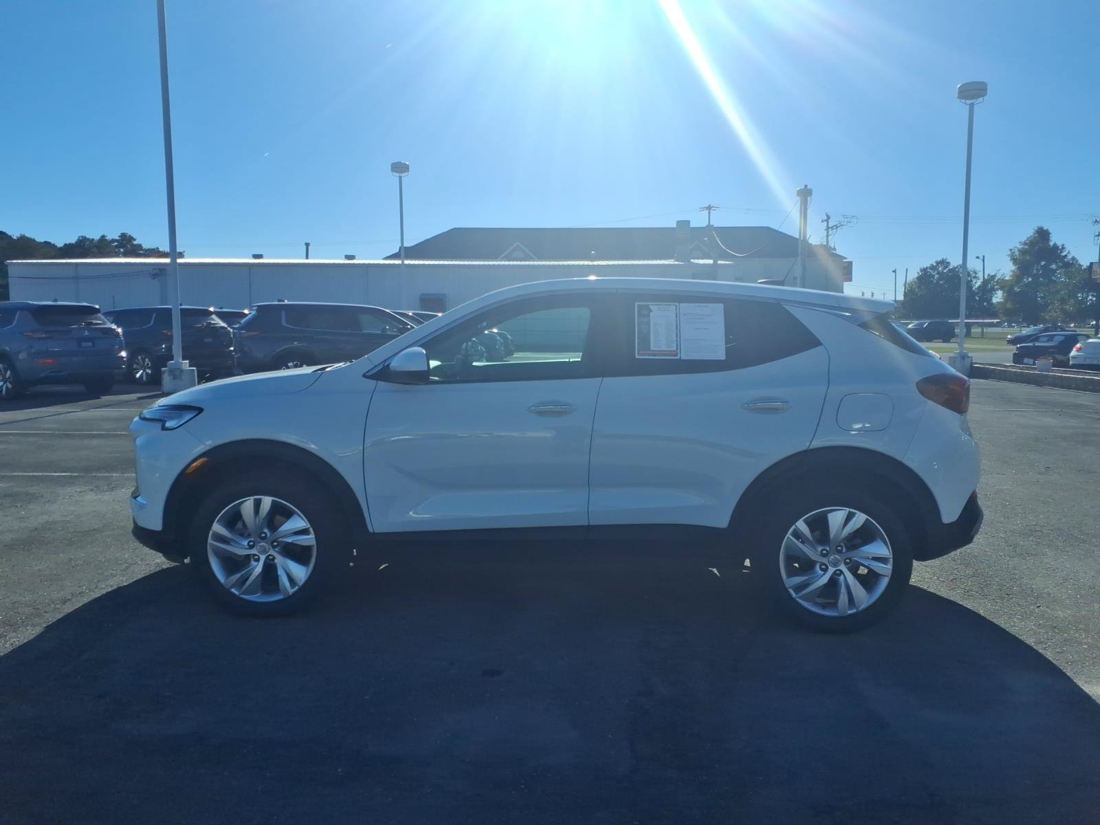 Used 2025 Buick Encore GX Preferred AWD/4WD image 5