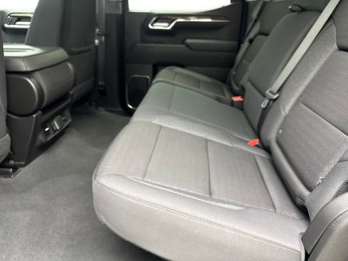 Used 2024 GMC Sierra 1500 Elevation image 34