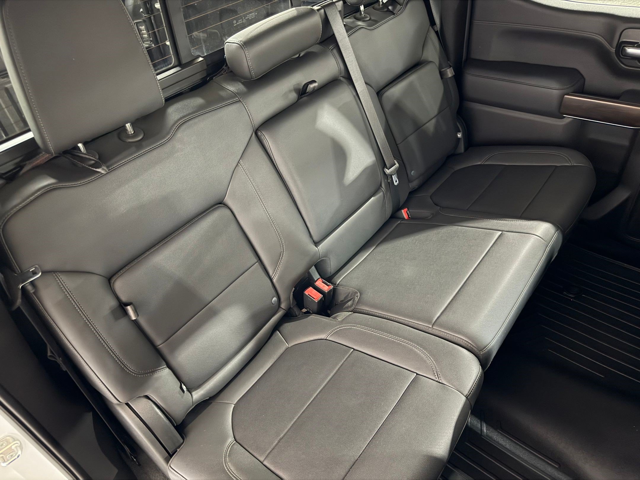 Used 2021 GMC Sierra 1500 SLT w/ SLT Premium Package AWD/4WD image 43