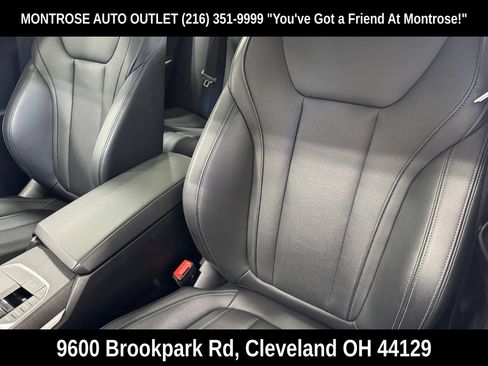 Used 2023 BMW 330i xDrive Sedan AWD/4WD image 30